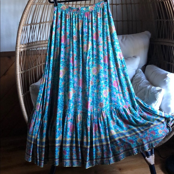Spell | Size Swap M For L Folktown Maxi Skirt - Picture 11 of 16